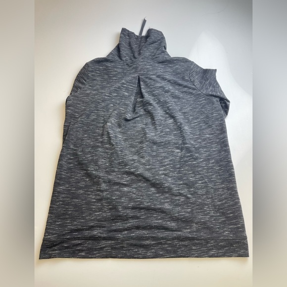 Eddie Bauer Black & White Striped turtleneck top Y8-22 - Picture 4 of 6